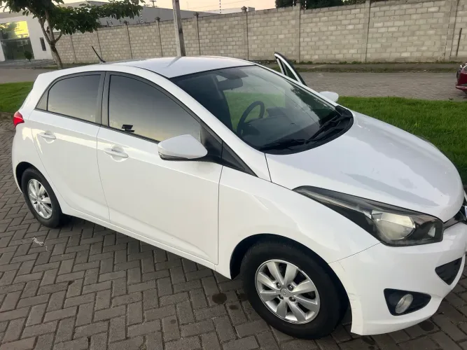 Hyundai HB20 C.style/c.plus 1.6 Flex 16V Aut. 2014