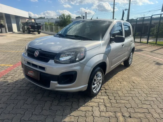 Fiat Uno Attractive 1.0 EVO Fire Flex 8V 5P 2021