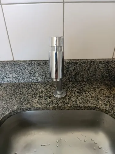 Torneira inox de bancada de pia de cozinha