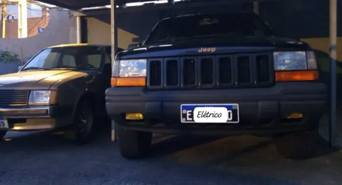 Jeep Grand Cherokee Limited 5.2 Aut. 1997