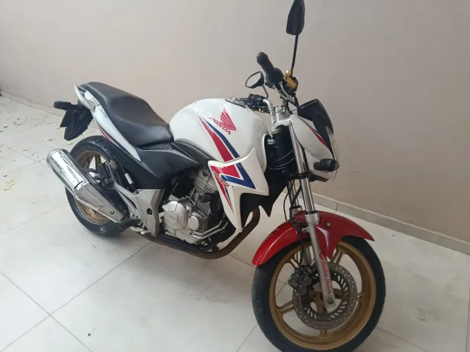 CB300R