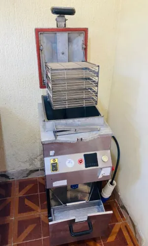 Máquina para frango frito (só vendo tudo junto)