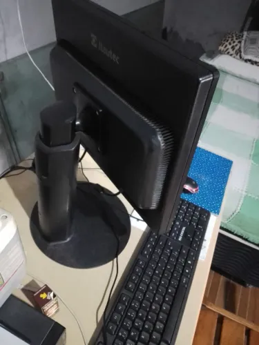 Monitor Itautec - Bivolt