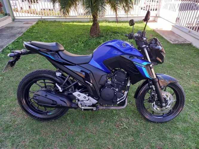 Yamaha Fazer 250cc 2024 - 17 mil km rodados!