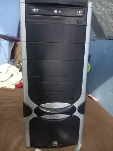 Computador completo, 8 de RAM, Idel core i3, monitor, mouse e teclado