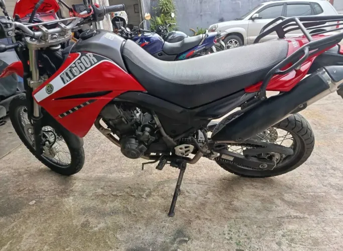 Xt 660 vermelha trocas só se for por moto Tiger