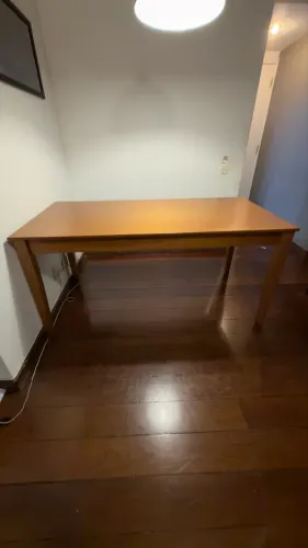 Mesa de jantar da TokStok