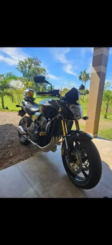 Hornet 2010 impecavel