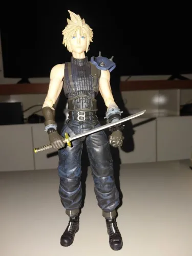 boneco cloud strife final fantasy vii remake