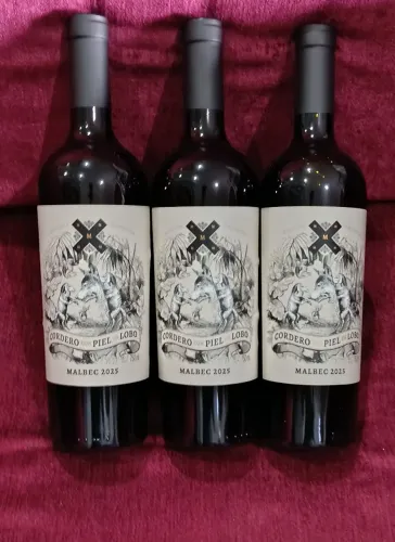 ?CAIXA VINHO CORDEIRO MALBEC