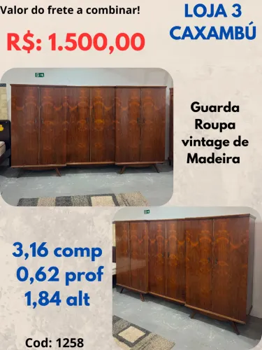 Guarda roupa vintage de madeira