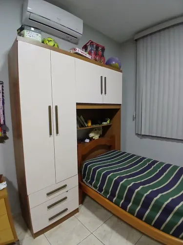 GUARDA ROUPA INFANTIL + CAMA SOLTEIRO