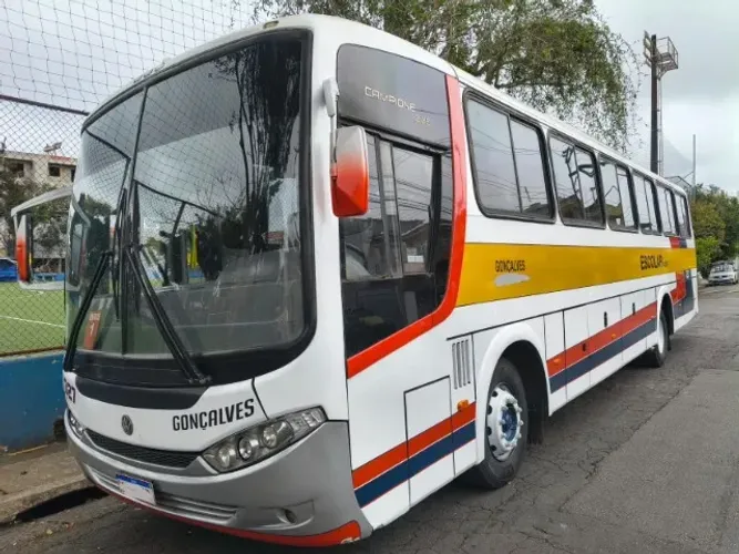 Ônibus Comil 48 Lugares