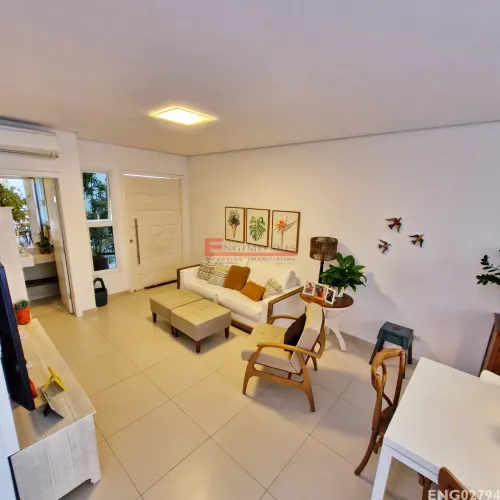CASA EM CONDOMINIO PARA VENDA