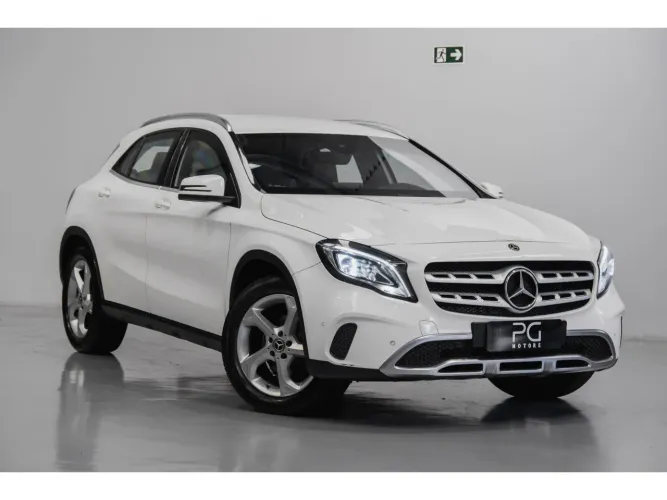 Mercedes-Benz GLA 200 Adv. 1.6/1.6 TB 16V Flex Aut. 2018