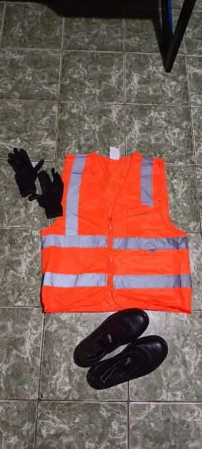 Kit EPI Segurança: Colete Refletivo G + Bota Nº 40 + Luvas