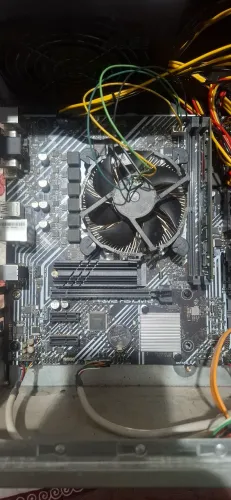 ? KIT INTEL i3 10100 + ASUS H510M-E ?