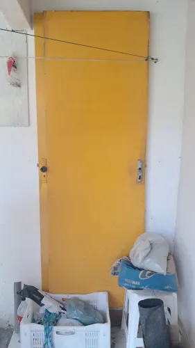 2 Porta 70×210 e uma pia 