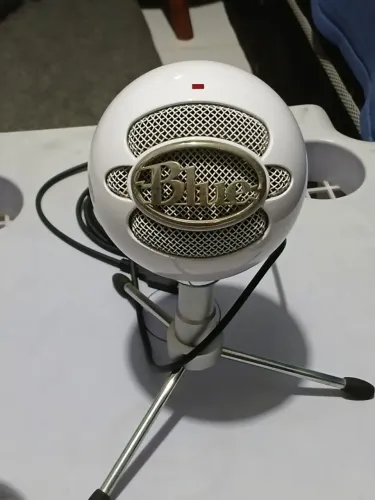 Microfone Snowball Blue Ice 