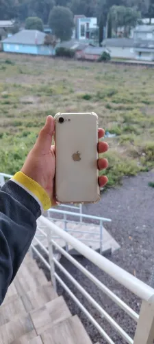 iPhone SE 2ª Geração | Bateria 85% | Funciona Tudo | Capa Traseira Danificada