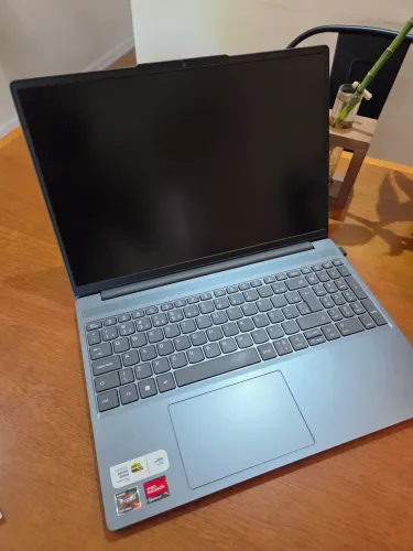Notebook Lenovo Ideapad Slim 3 512GB SSD AMD RYZEN 7