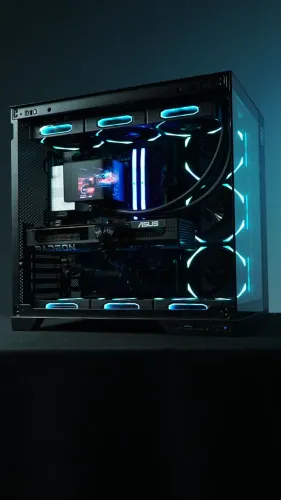 PC Gamer AMD Ryzen 7 9800X3D + RX 9070 XT 16GB + 32GB Corsair DDR5 RAM por R$ 16.999