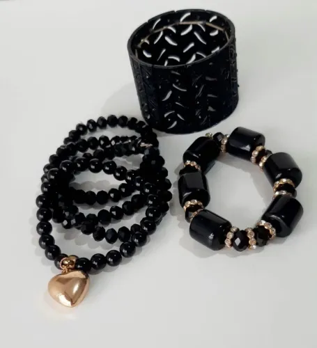 Conjunto pulseiras e bracelete