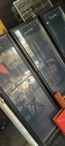 Vendo cervejeira 3 portas