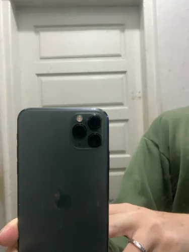 Iphone 11 Pro Max 256gb em bom estado.