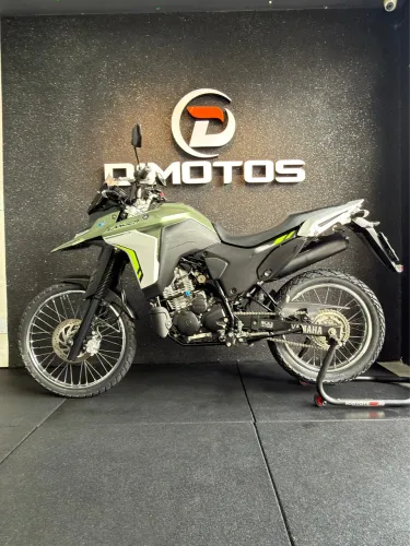 YAMAHA LANDER CONECTED - 2025