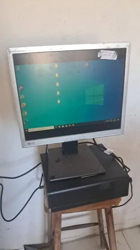 Monitor LG (NEGOCIÁVEL)