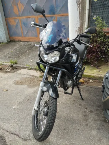 Tenere 250
