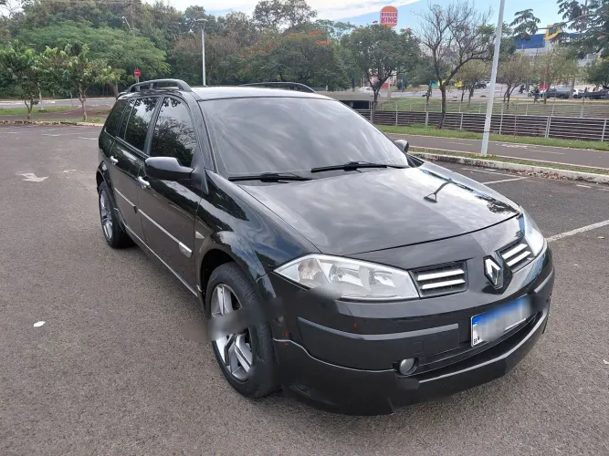 Renault Megane Grand Tour Dynam. Hi-flex 1.6 16V 2013