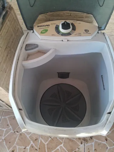 Máquina de lavar tipo tanquinho