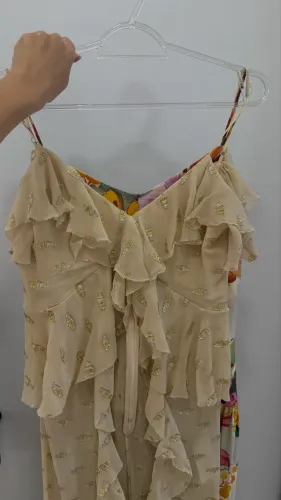 VENDO: nvnativozza Túnica clemence . usada somente uma vez .
