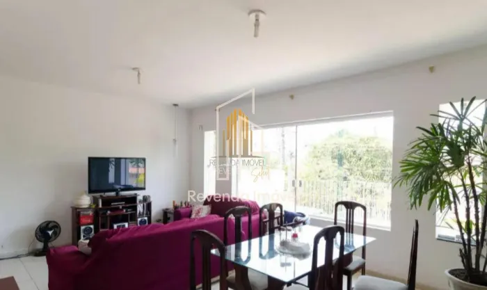SOBRADO DE 242M² COM 6 DORMITÓRIOS (4 SUÍTES), 1 SALA E 3 VAGAS, À VENDA NA REGIÃO DE CIDA