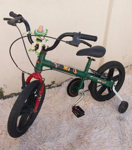 Bicicleta infantil Aro 16  BUZZ LIGHTYEAR 