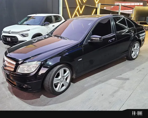 Mercedes-Benz C-180 CGI Classic 1.8 16V 156cv Aut. 2011