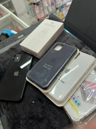 iPhone 11