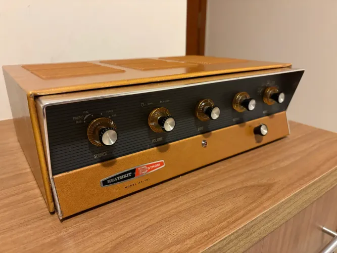Amplificador Heathkit AA151