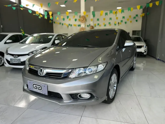 Honda Civic Sedan LXR 2.0 Flexone 16V Aut. 4P 2014