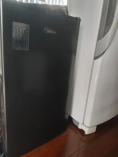 Frigobar inverter Midea 67L