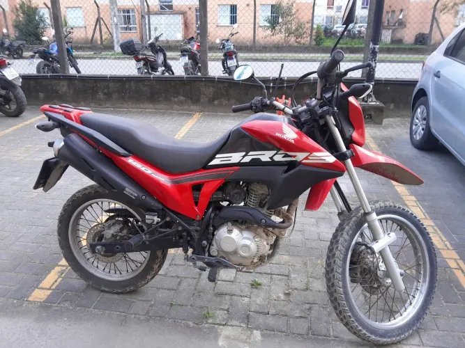 Moto Broz 160