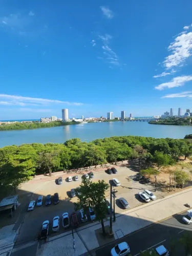 Apartamento Andar alto com Vista pro Rio na Rua da Aurora