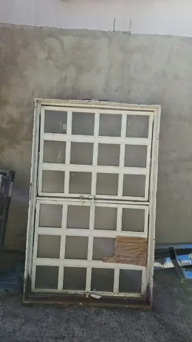 Vendo Janela - R$ 200