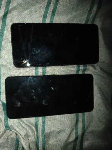 Celular LGk62+ e Samsung Galaxy A20s