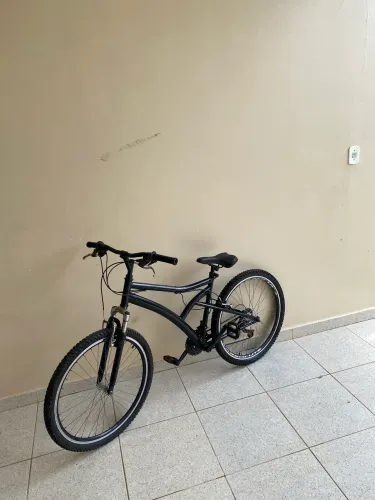 Bicicleta caloi andes 26 preta