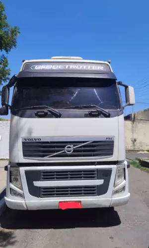 CAVALO MECÂNICO VOLVO FH 440 6x4 2011 MANUAL