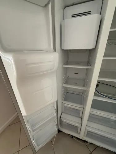 Geladeira Samsung Side by Side 551L Inox - Dispenser de Água e Gelo