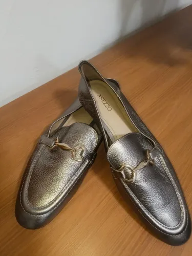 Mocassim Arezzo em Couro - tam. 39 - NUNCA USADO